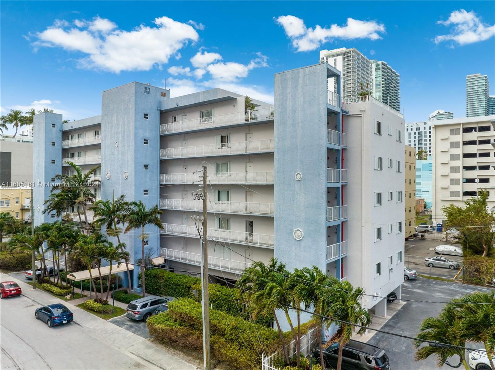 Real estate property located at 677 24th St #505, Miami-Dade County, LA PIAZZA NAVONA CONDO, Miami, FL