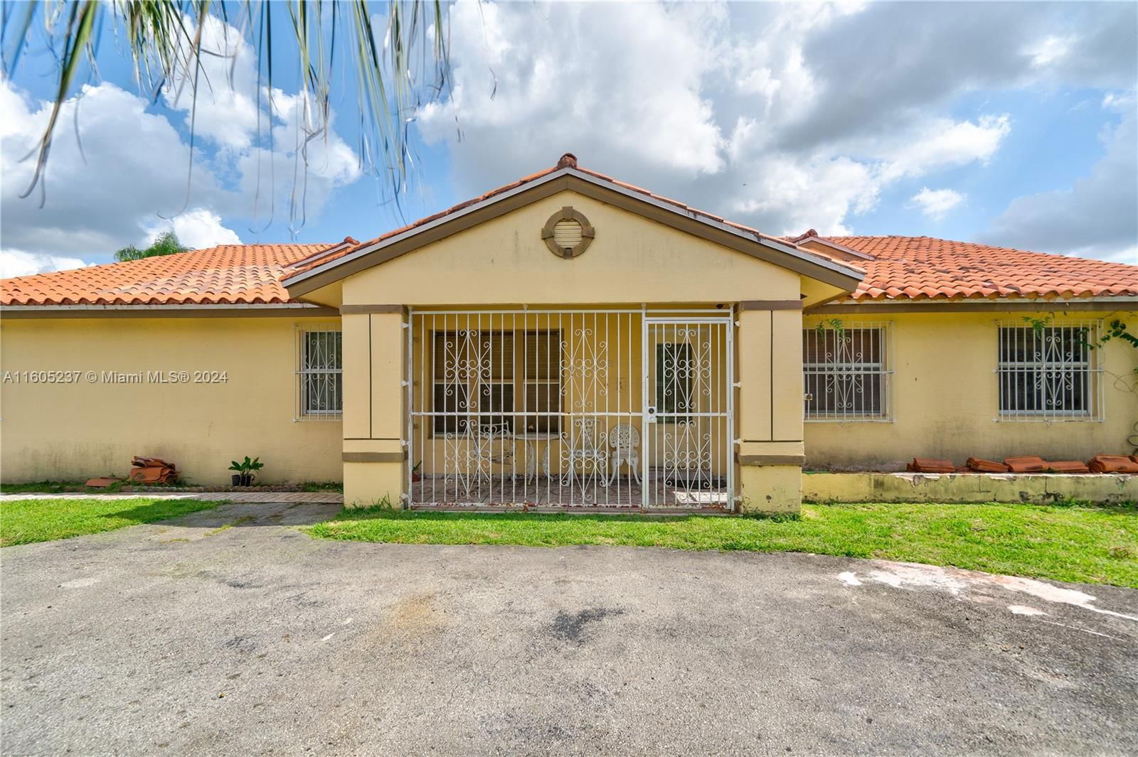 Real estate property located at 16021 288th St, Miami-Dade, THE CEDARS ESTATES SEC 4, Homestead, FL