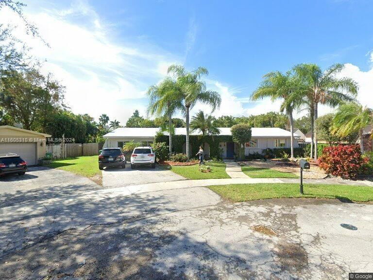 Real estate property located at 8434 200th Ter, Miami-Dade County, SAGA BAY SEC ONE PART ONE, Cutler Bay, FL