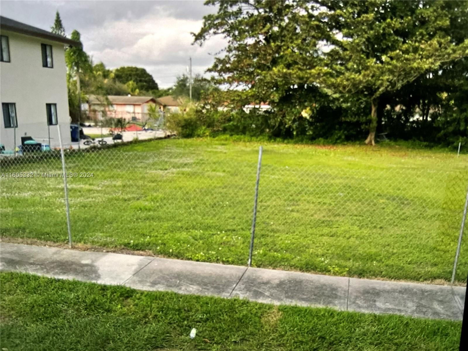 Real estate property located at 10431 SW 179th Street, Miami-Dade County, WEST PERRINE SUB, Miami, FL