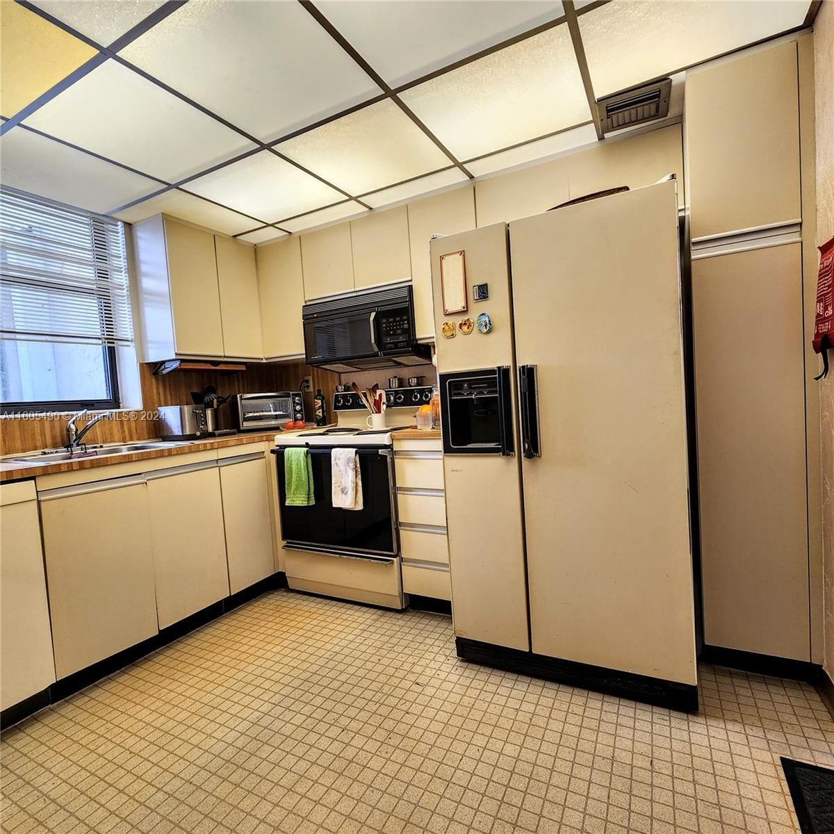 Real estate property located at 18181 31st Ct #406, Miami-dade, Tower At Biscayne Cove Co, Aventura, FL