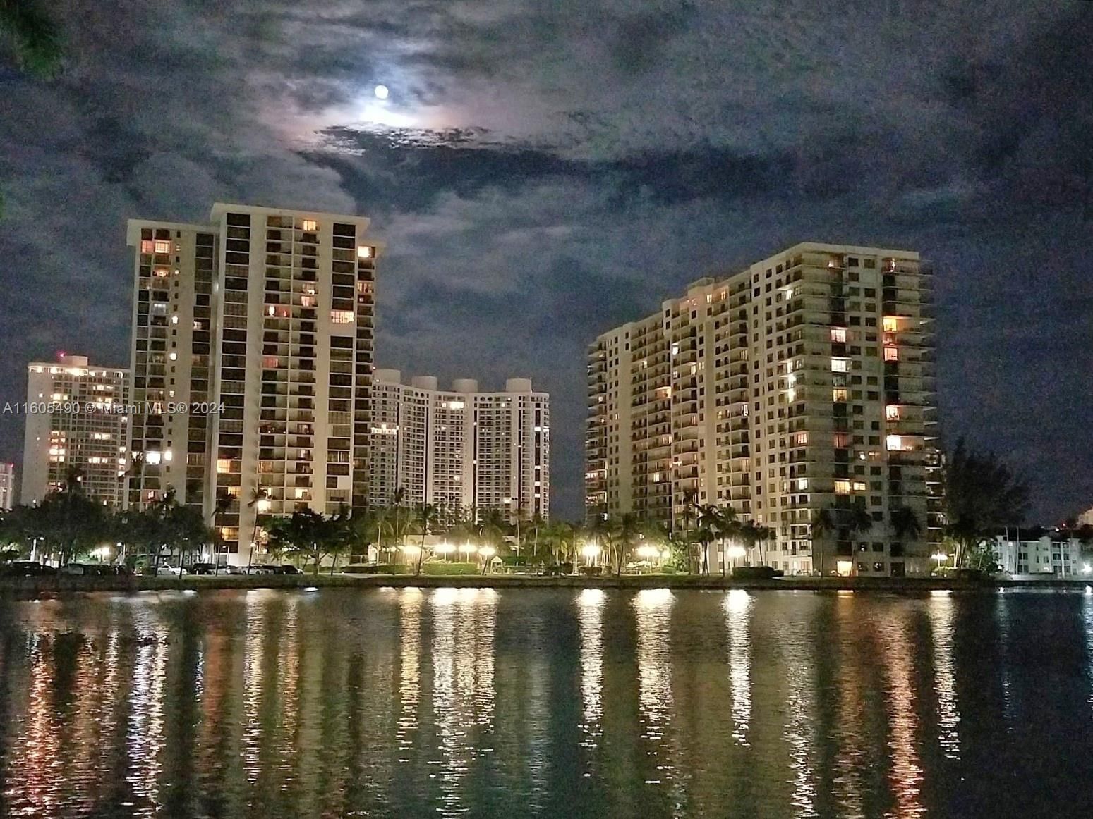 Real estate property located at 18181 31st Ct #406, Miami-dade, Tower At Biscayne Cove Co, Aventura, FL