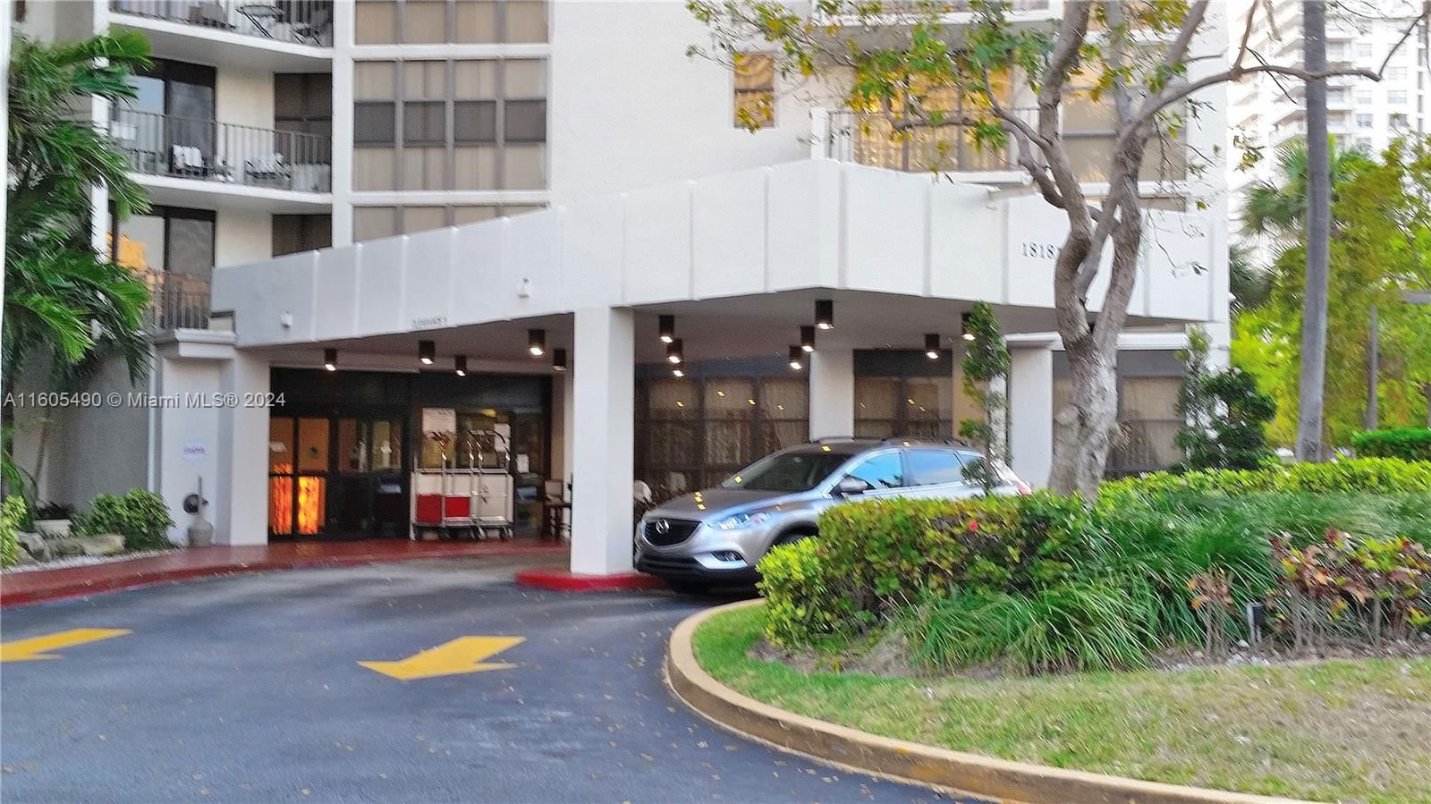 Real estate property located at 18181 31st Ct #406, Miami-dade, Tower At Biscayne Cove Co, Aventura, FL