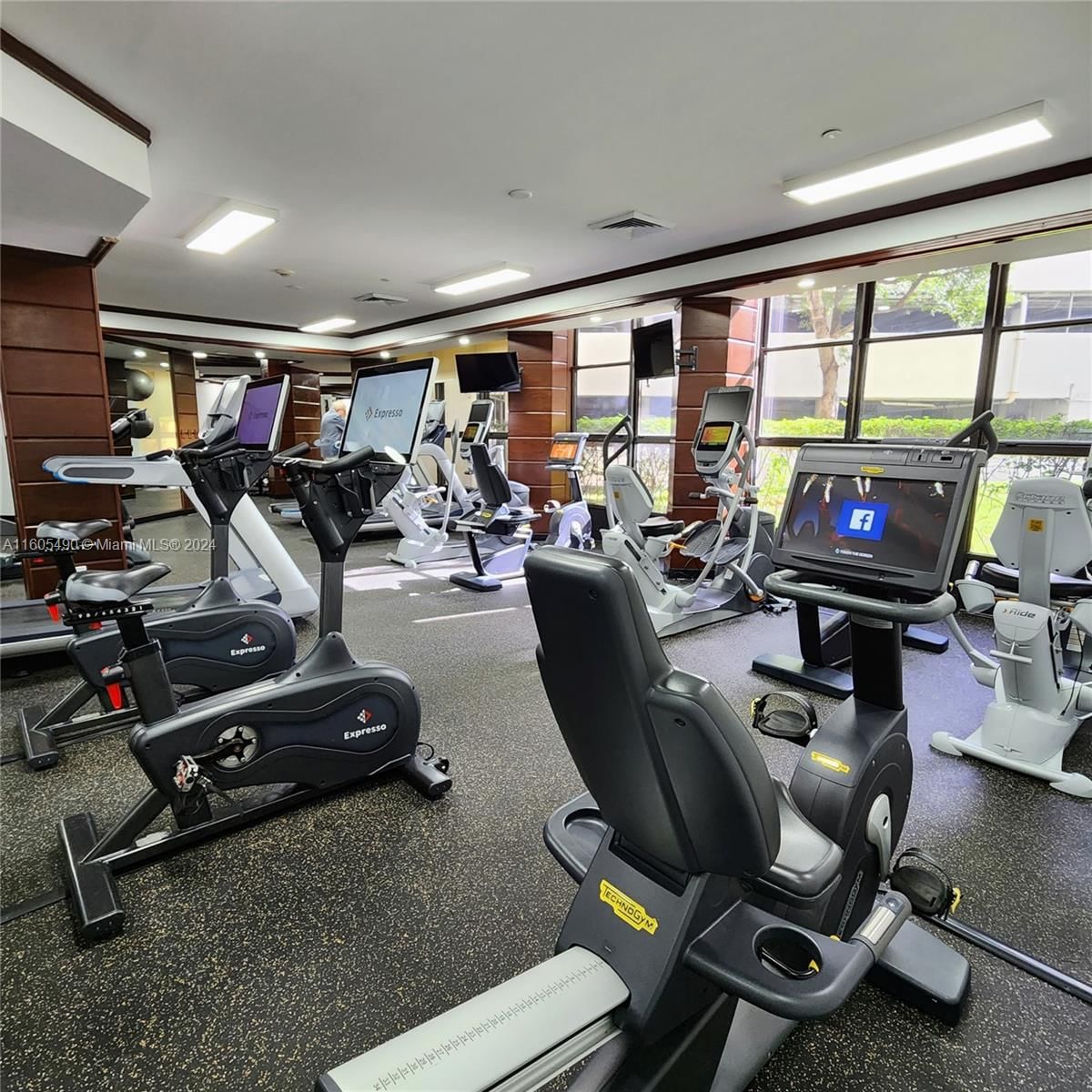 Real estate property located at 18181 31st Ct #406, Miami-dade, Tower At Biscayne Cove Co, Aventura, FL