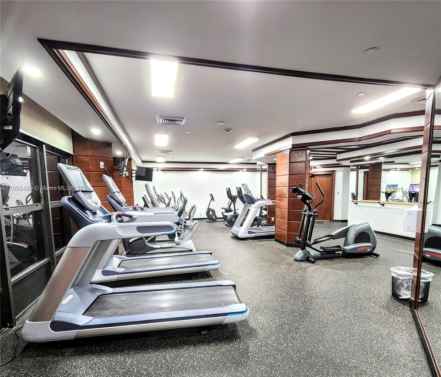 Real estate property located at 18181 31st Ct #406, Miami-dade, Tower At Biscayne Cove Co, Aventura, FL
