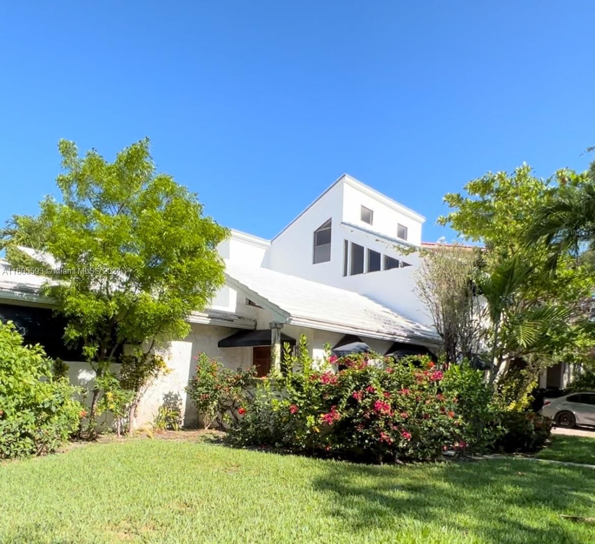 Real estate property located at 412 Woodcrest Rd, Miami-Dade County, TROPICAL ISLE HOMES SUB 1, Key Biscayne, FL