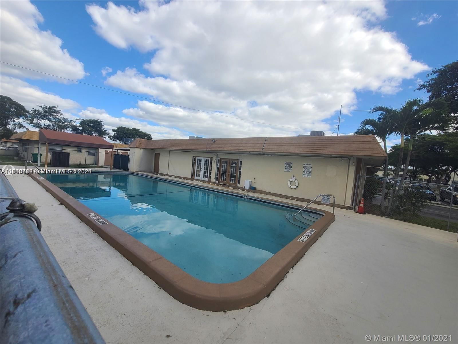 Real estate property located at 5300 24th St #145, Broward, INVERNESS VILLAGE FOUR CO, Lauderhill, FL