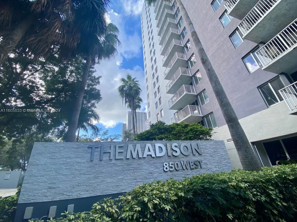 Real estate property located at 850 Miami Ave W-1004, Miami-Dade County, MADISON DOWNTOWN CONDO, Miami, FL