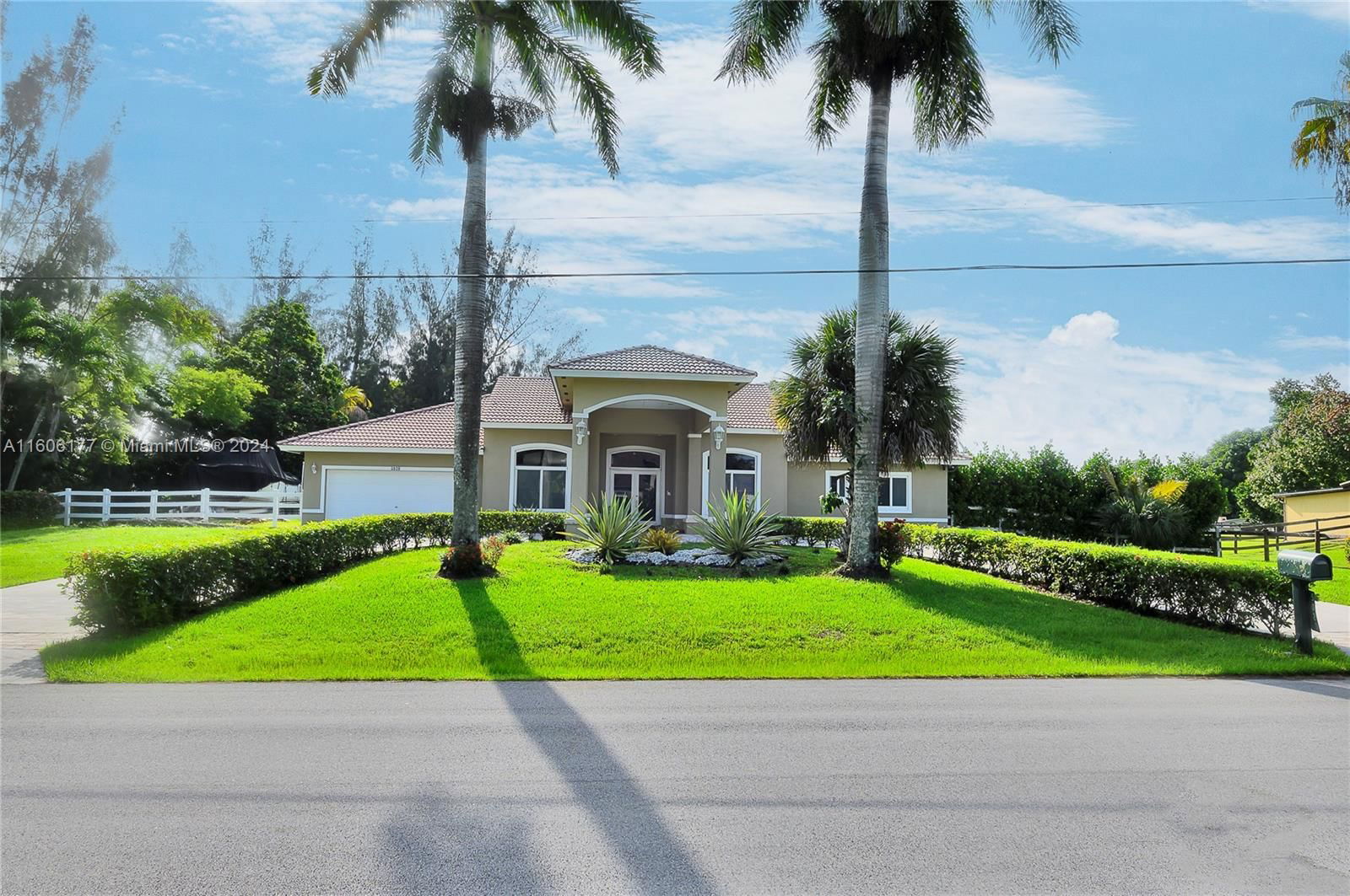 Real estate property located at 5020 196th Ln, Broward County, GREEN GLADES, Southwest Ranches, FL