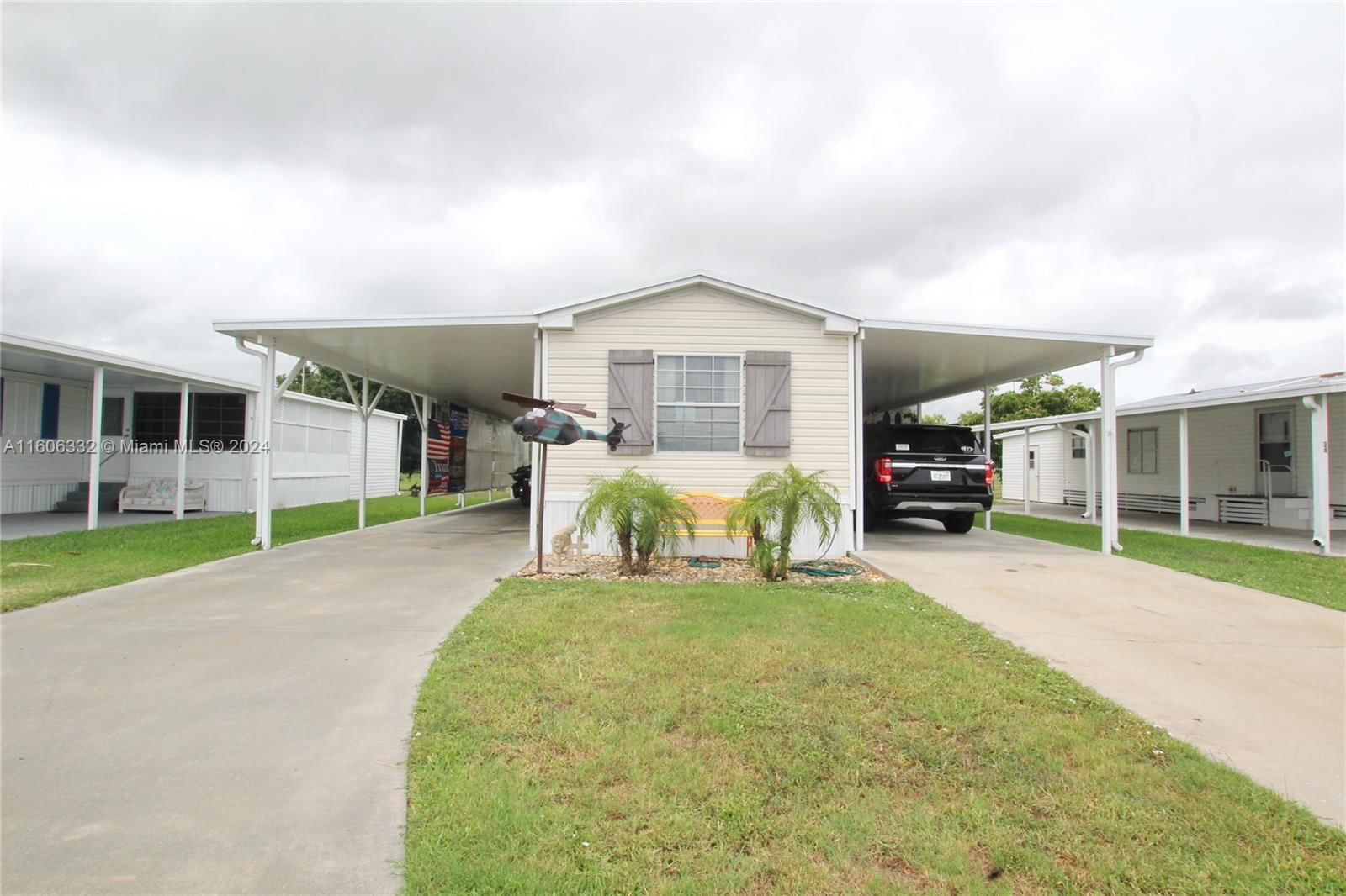 Real estate property located at 1601 US Highway 441, Okeechobee, Oasis Village, Okeechobee, FL