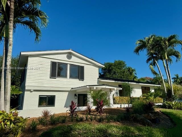 Real estate property located at 15922 83rd Ct, Miami-Dade County, SOUTHWOOD, Palmetto Bay, FL