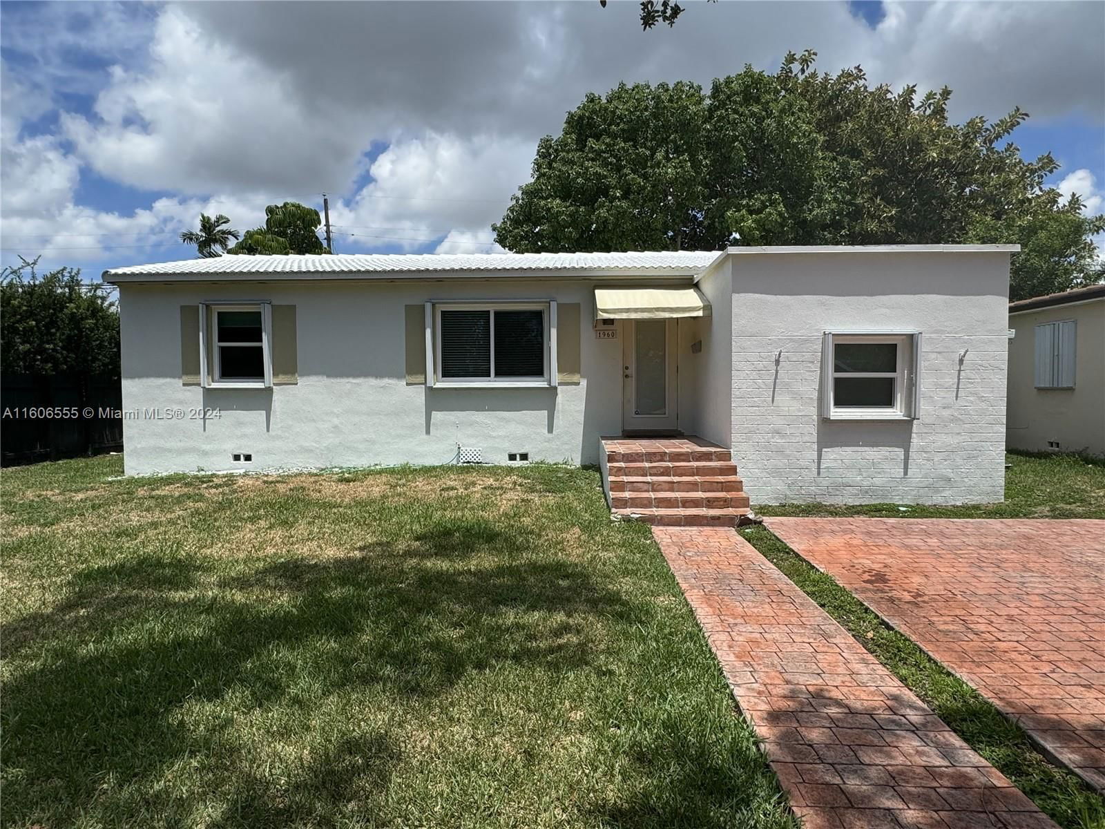 Real estate property located at 1960 32nd Pl, Miami-Dade County, CORAL GATE, Miami, FL