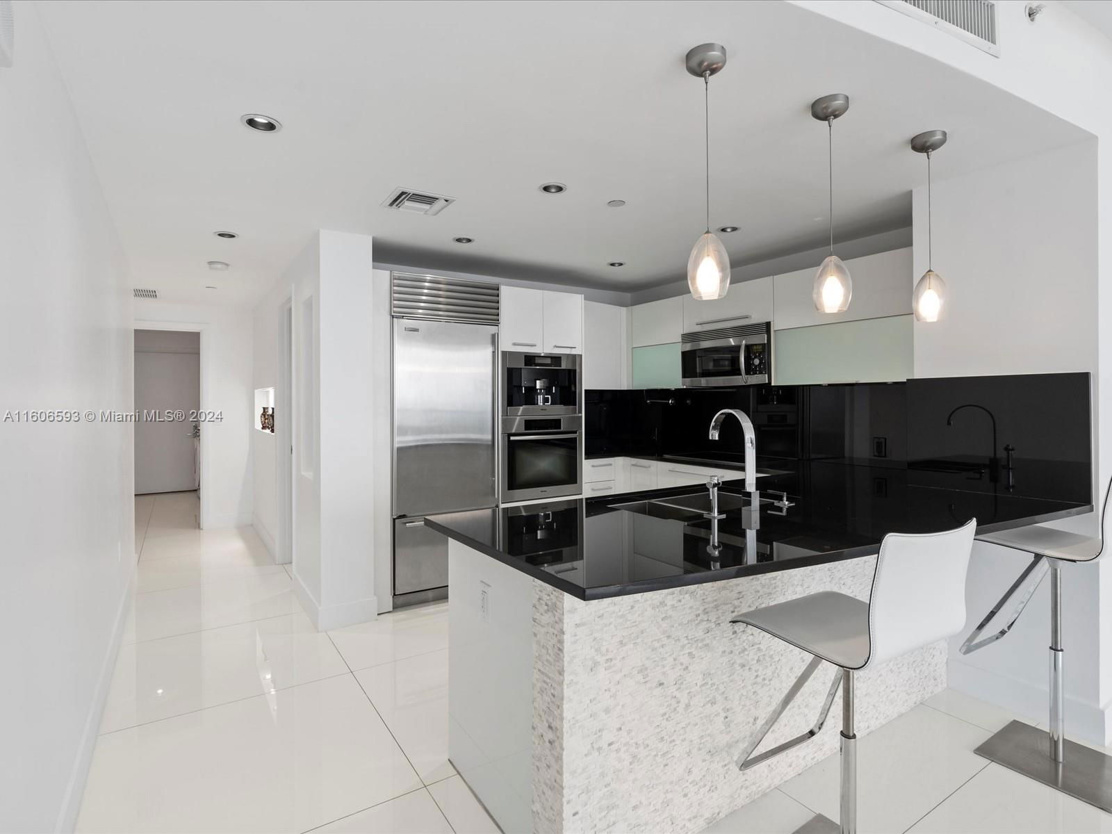 Real estate property located at 17121 Collins Ave #1607, Miami-dade, Jade Ocean Condo, Sunny Isles Beach, FL