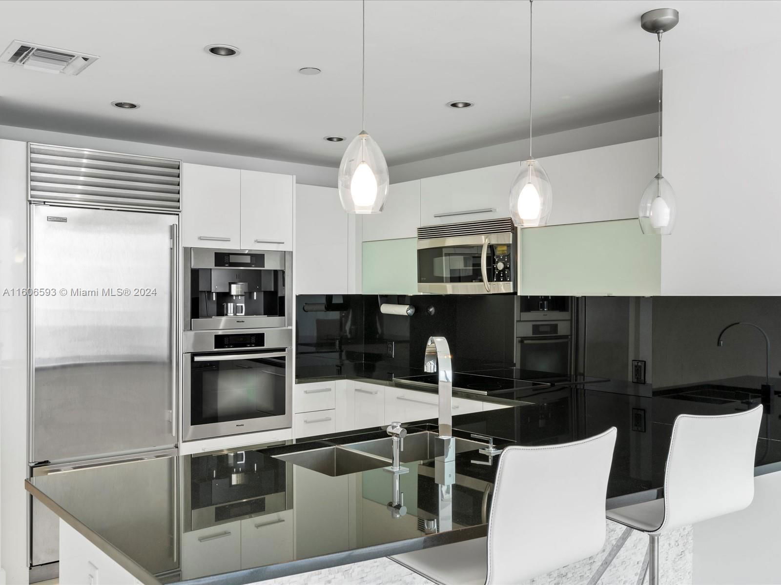 Real estate property located at 17121 Collins Ave #1607, Miami-dade, Jade Ocean Condo, Sunny Isles Beach, FL