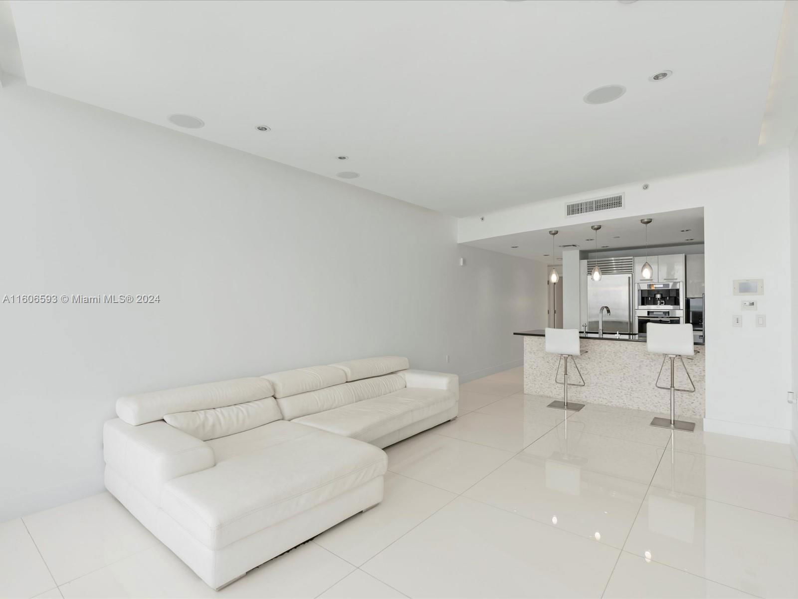 Real estate property located at 17121 Collins Ave #1607, Miami-dade, Jade Ocean Condo, Sunny Isles Beach, FL