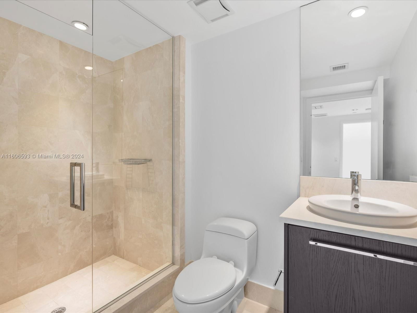 Real estate property located at 17121 Collins Ave #1607, Miami-dade, Jade Ocean Condo, Sunny Isles Beach, FL