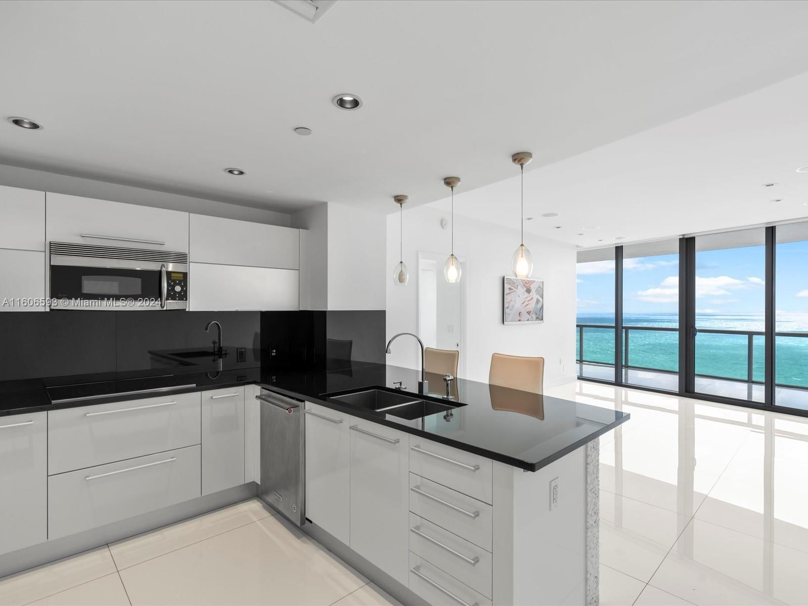 Real estate property located at 17121 Collins Ave #1607, Miami-dade, Jade Ocean Condo, Sunny Isles Beach, FL