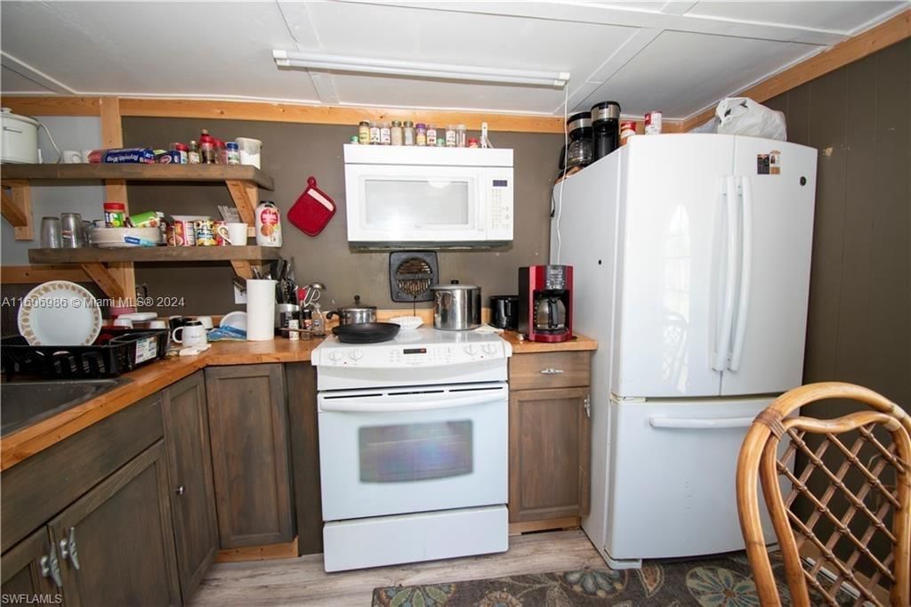 Real estate property located at 268 Mamie ST, Collier, Chokoloskee, Other City - In The State Of Florida, FL