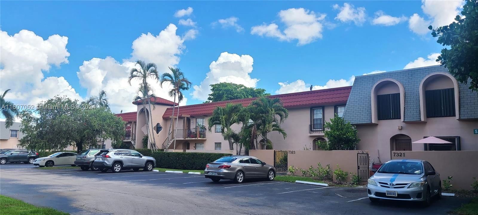 Real estate property located at 7327 26th Ct #23, Broward County, NOVA NORTH CONDOMINIUM 1, Davie, FL