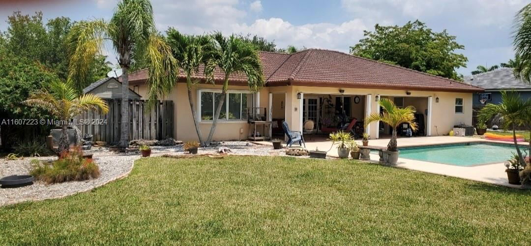 Real estate property located at 12926 211th Ter, Miami-Dade County, OAKS SOUTH, Miami, FL