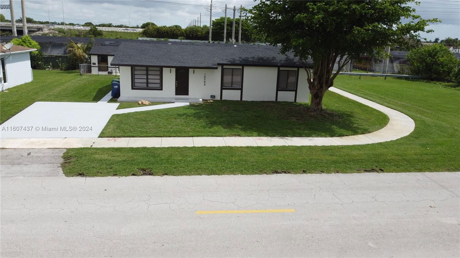 Real estate property located at 12705 261st Ter, Miami-Dade County, MEADOW WOOD MANOR SEC I, Homestead, FL