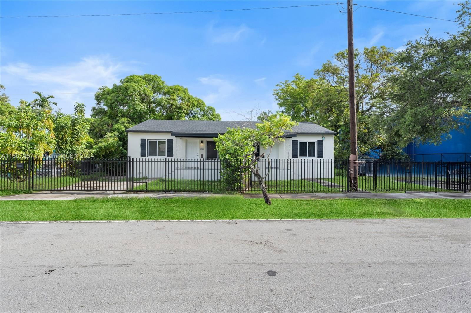 Real estate property located at 1721 48th St, Miami-Dade County, 17TH AVE MANOR 1ST ADDN, Miami, FL