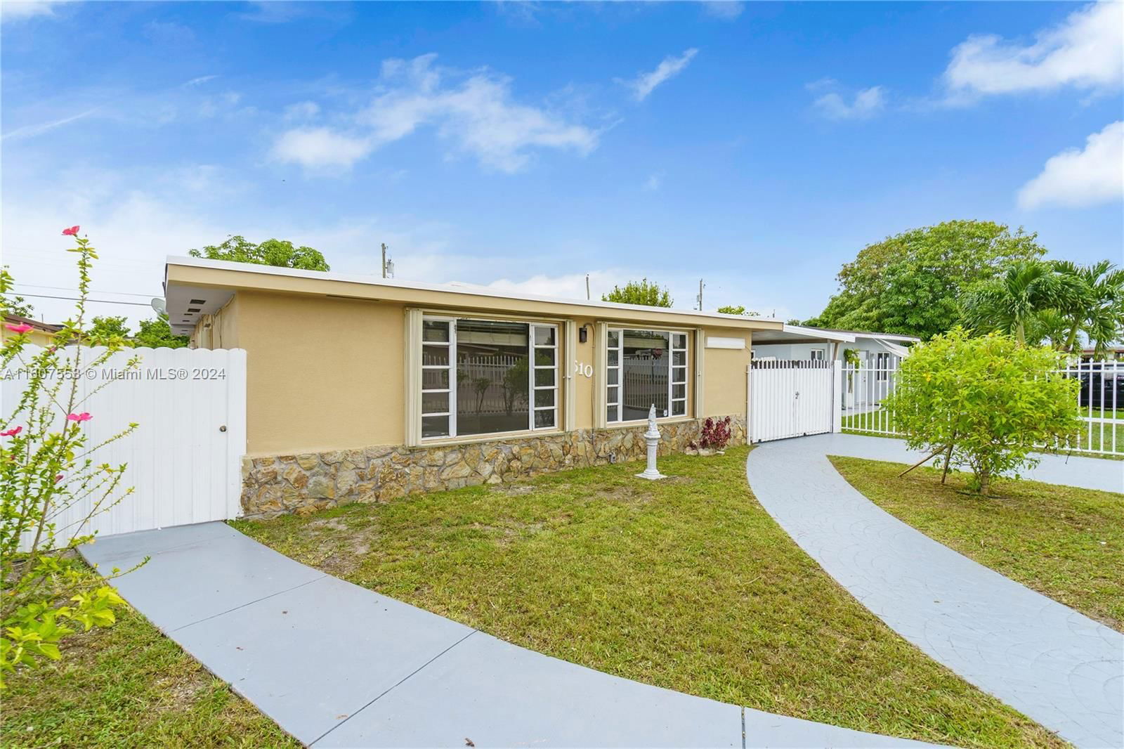 Real estate property located at 510 47th St, Miami-Dade County, HIALEAH 16 ADDN AMD & REV, Hialeah, FL