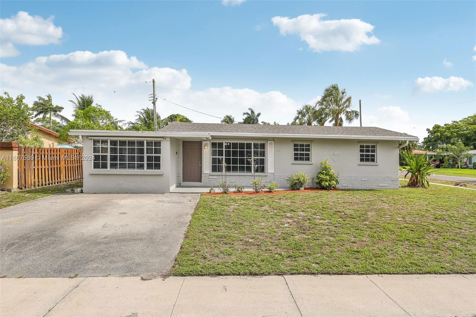 Real estate property located at 211 14th St, Broward, LYONS PARK FIRST ADD, Pompano Beach, FL