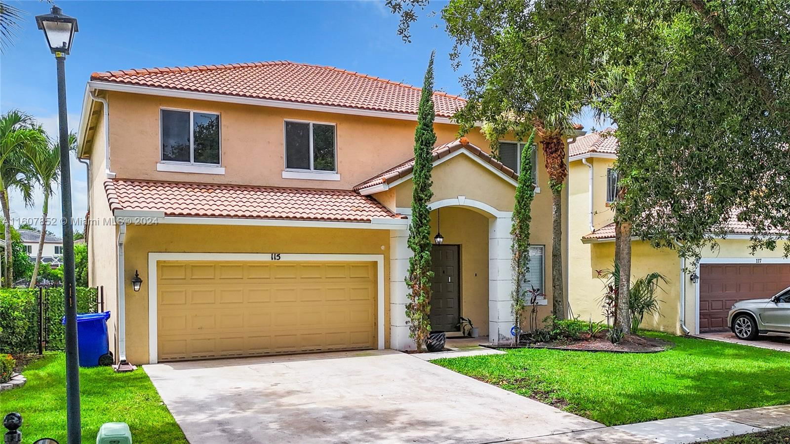 Real estate property located at 115 Seminole Lakes Dr, Palm Beach County, SEMINOLE ESTATES & TOWNHO, Royal Palm Beach, FL