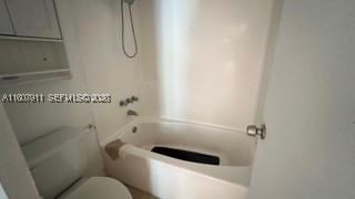 Real estate property located at 2350 135th St #212, Miami-dade, Vecino Del Mar Condo, North Miami, FL