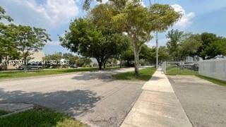 Real estate property located at 2350 135th St #212, Miami-dade, Vecino Del Mar Condo, North Miami, FL