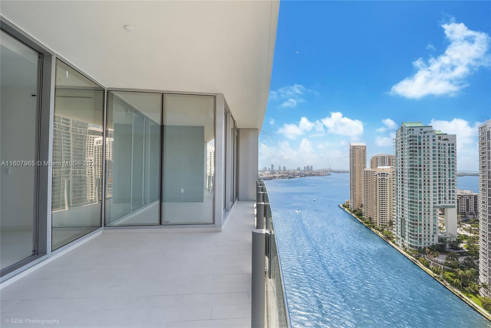 Real estate property located at 300 Biscayne Blvd Way #2805, Miami-Dade, ASTON MARTIN RESIDENCES, Miami, FL