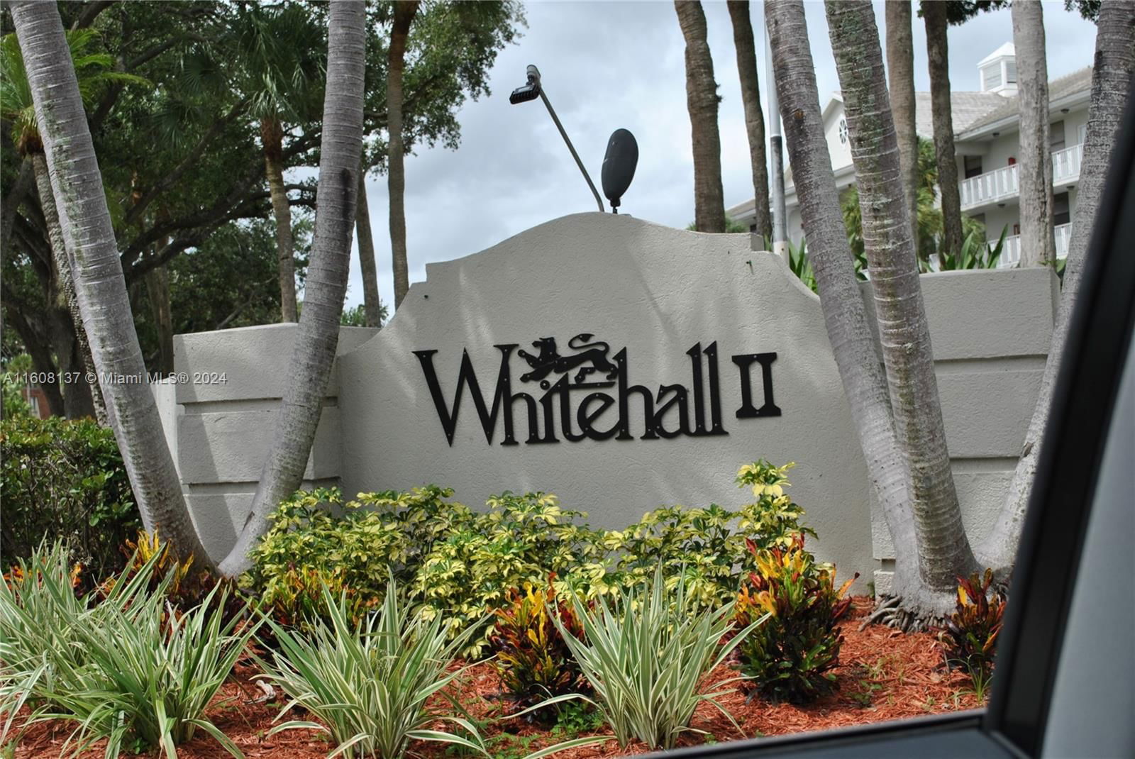 Real estate property located at 1715 Whitehall Dr #202, Broward County, CONDO 21 OF WHITEHALL CON, Davie, FL