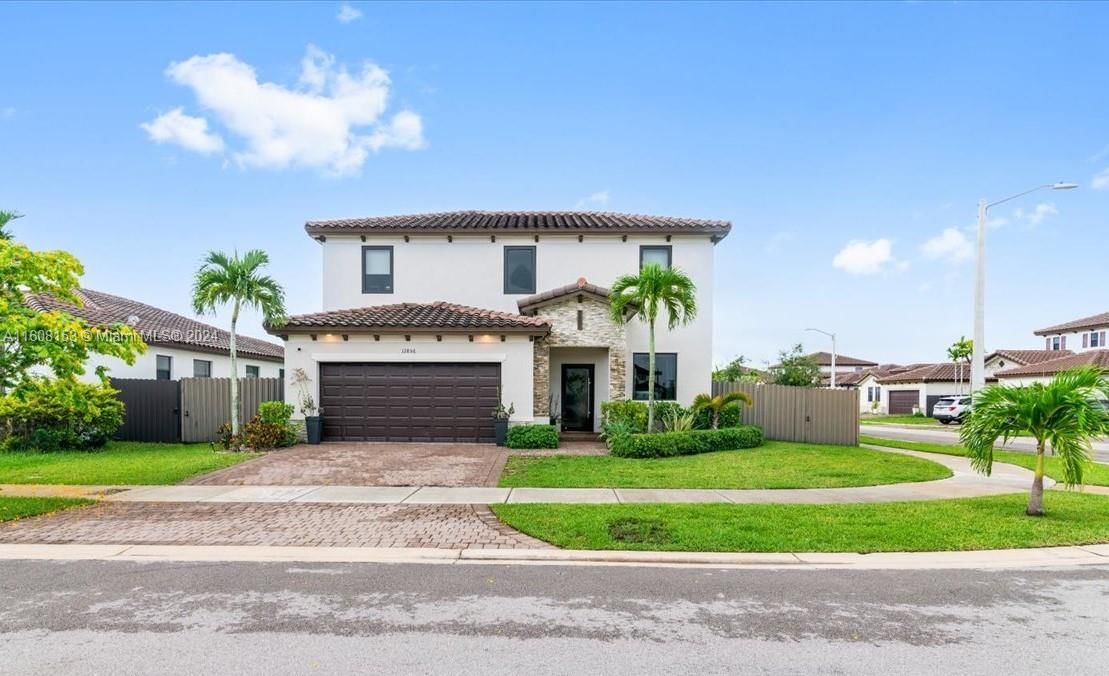 Real estate property located at 12856 227th St, Miami-Dade County, HERRAN-BARKETT SUBDIVISIO, Miami, FL