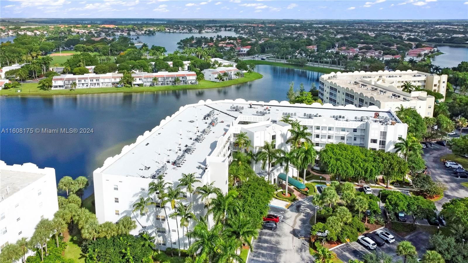 Real estate property located at 10750 66th St #413, Miami-Dade, CAPTIVA CONDO B, Doral, FL