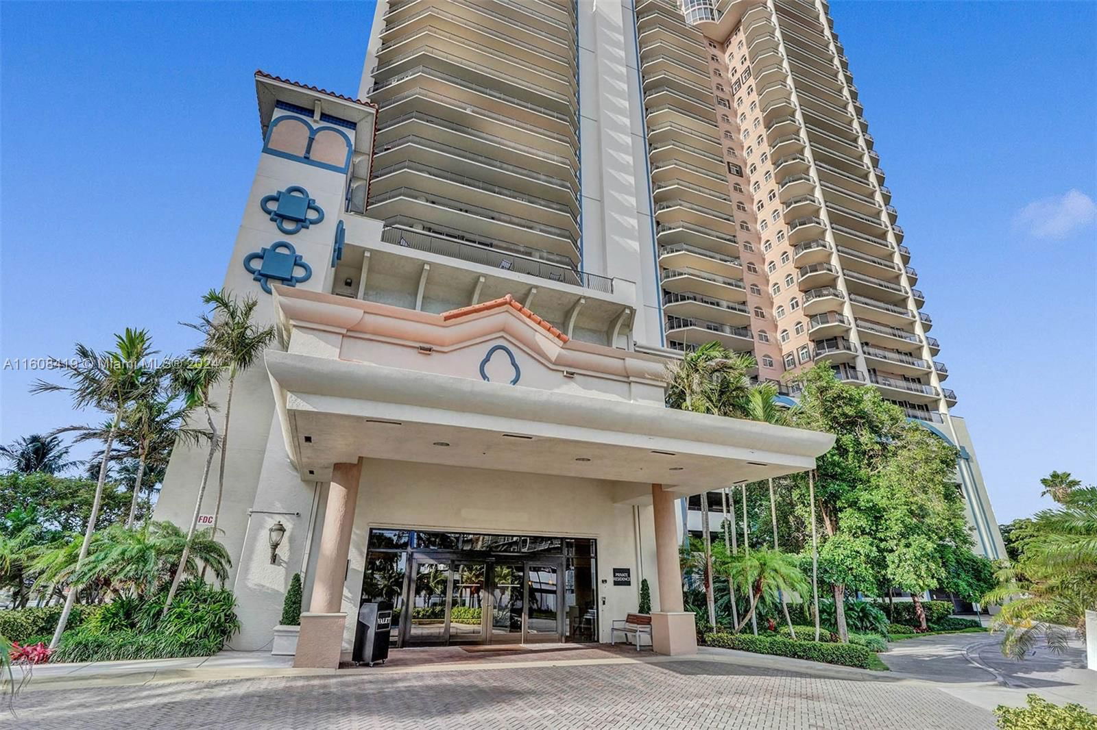 Real estate property located at 100 Birch Rd #1905D, Broward County, JACKSON TOWER LAS OLAS CO, Fort Lauderdale, FL