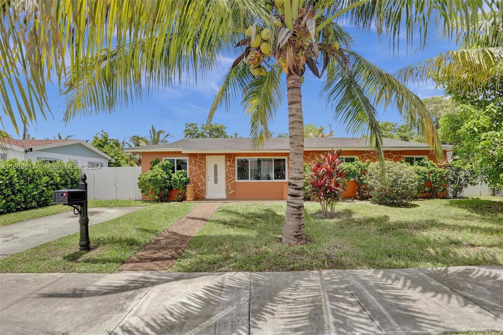 Real estate property located at 75 206th Ter, Miami-Dade County, ANDOVER 3RD ADDN, Miami Gardens, FL