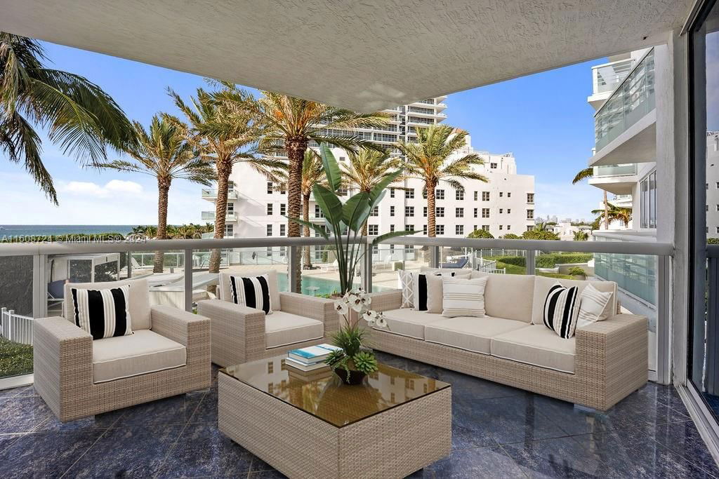 Real estate property located at 3801 Collins Ave #505, Miami-Dade County, MOSAIC ON MIAMI BEACH CON, Miami Beach, FL