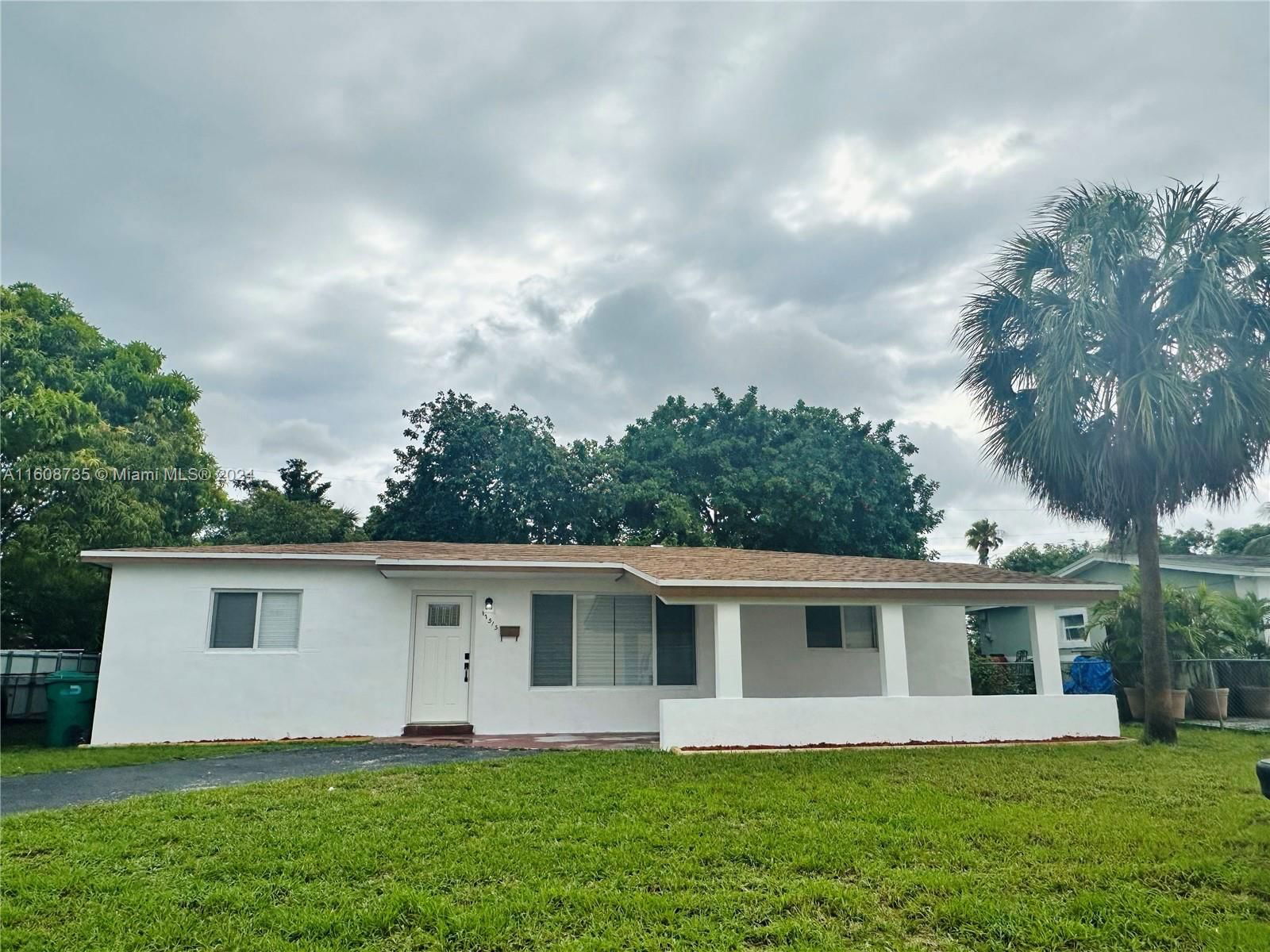 Real estate property located at 17515 Sunshine State Pkwy E, Miami-Dade County, BERKELEY MANOR SEC 1, Miami Gardens, FL