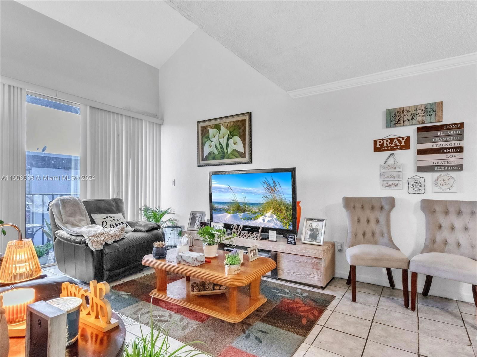 Real estate property located at 110 Fontainebleau Blvd #403, Miami-Dade, THE GREENS CONDO, Miami, FL