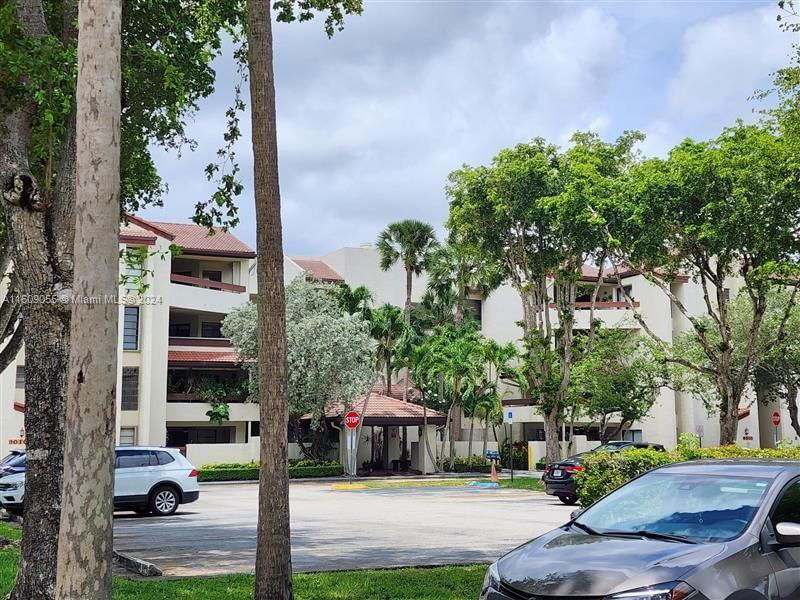 Real estate property located at 9010 125th Ave G408, Miami-Dade County, KENLAND BEND SOUTH CONDO, Miami, FL