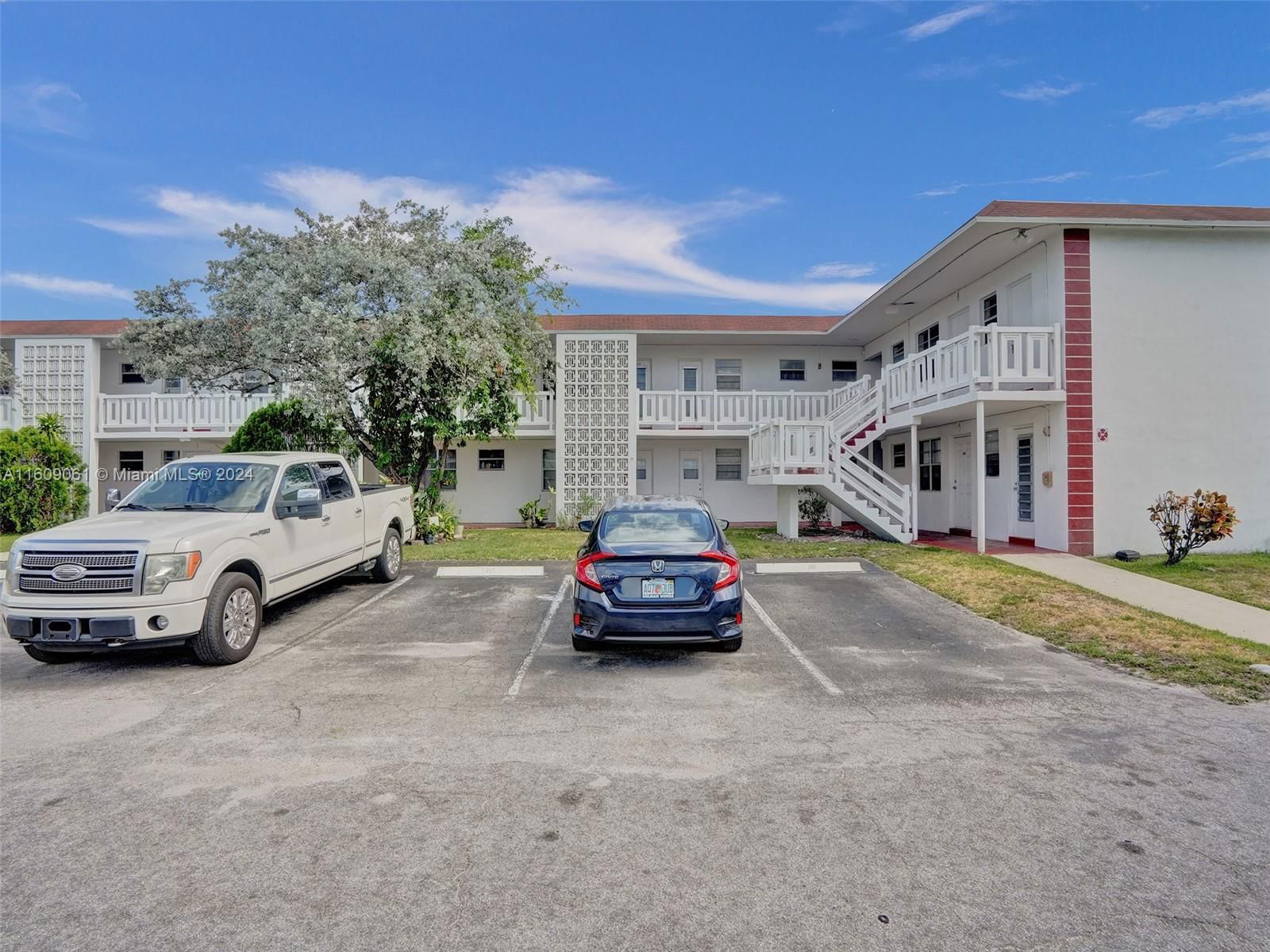 Real estate property located at 1321 43rd Ave #206, Broward, PARK SOUTH THREE INC COND, Lauderhill, FL