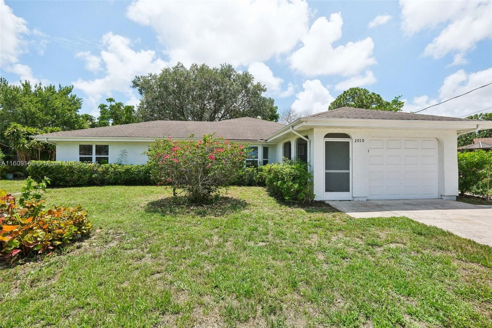 Real estate property located at 2010 Brisbane St, St Lucie, PORT ST LUCIE SECTION 18, Port St. Lucie, FL