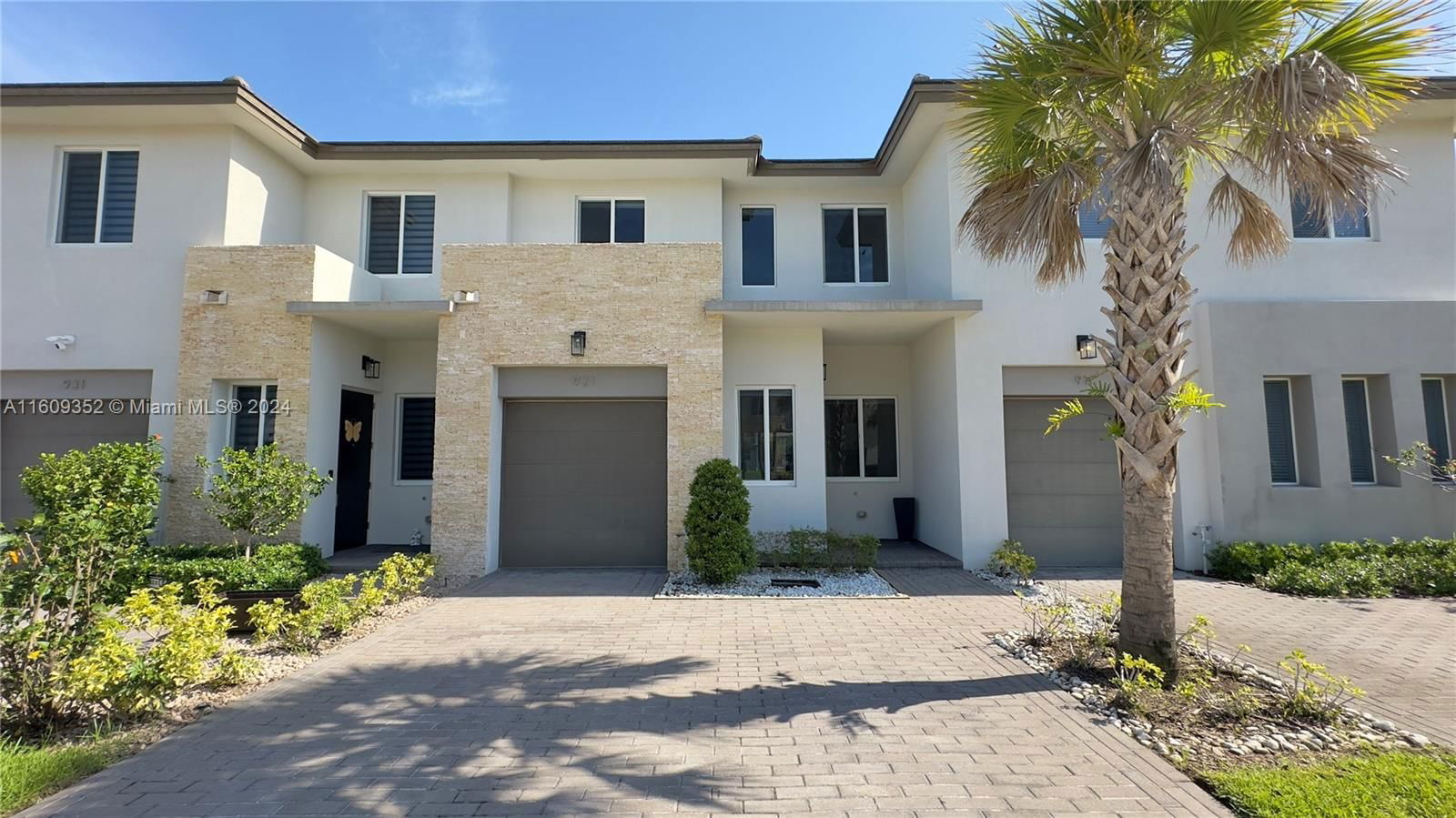 Real estate property located at 921 Pioneer Way, Palm Beach County, PIONEER ESTATES, Royal Palm Beach, FL