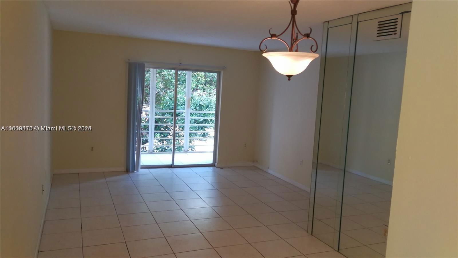 Real estate property located at 4354 9th Ave #13-2C, Broward, HERITAGE CIRCLE CONDO, Deerfield Beach, FL