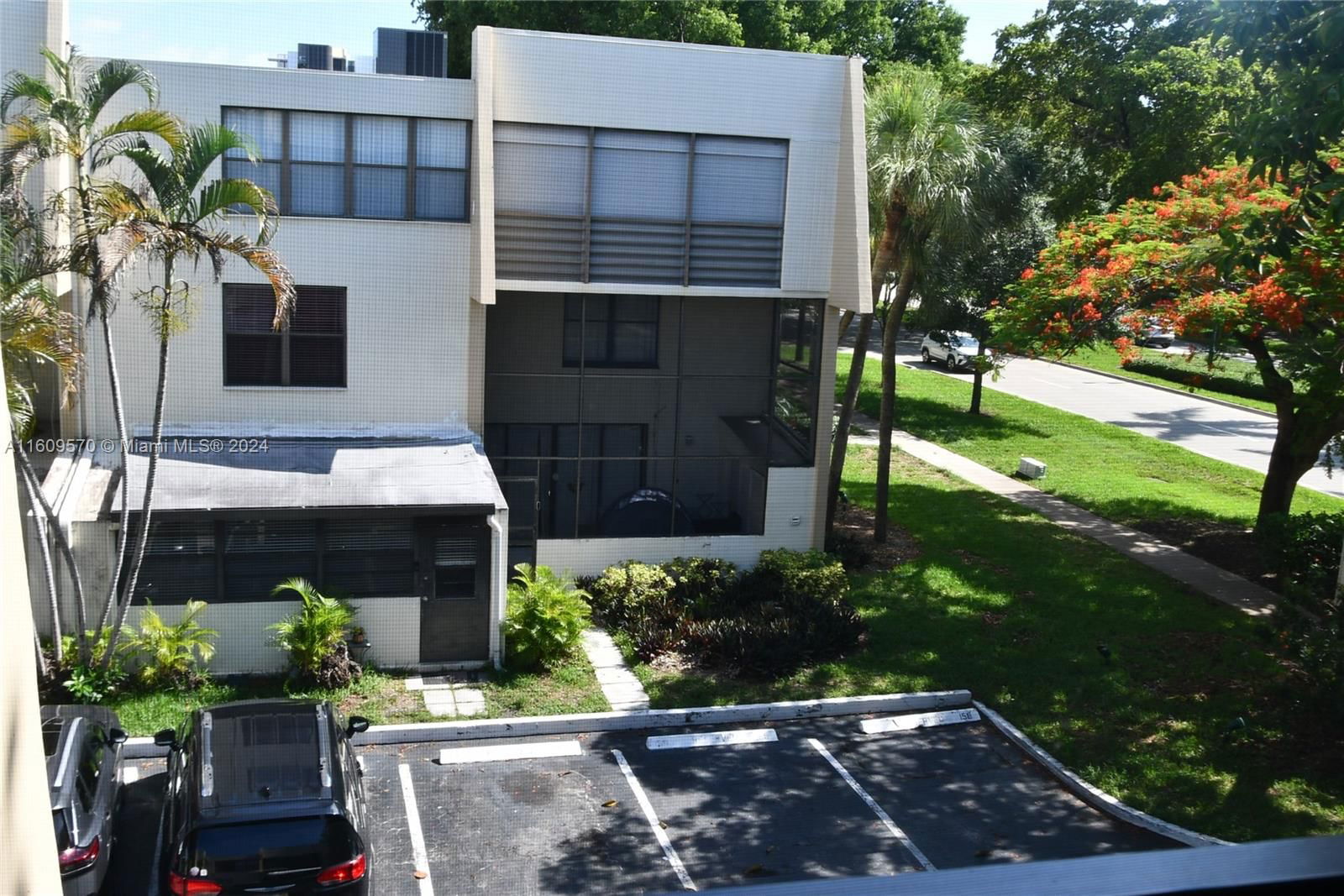 Real estate property located at 20200 Country Club Dr PH14, Miami-Dade, VILLA DORADA CONDO NO 2, Aventura, FL