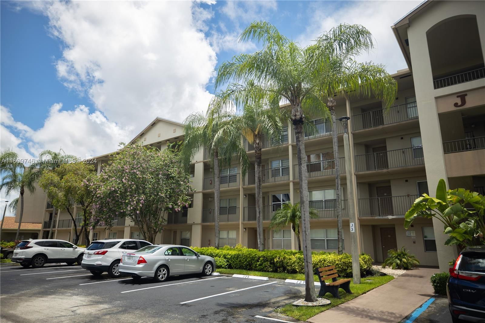 Real estate property located at 650 138th Ave #210J, Broward County, PLYMOUTH AT CENTURY VILLA, Pembroke Pines, FL