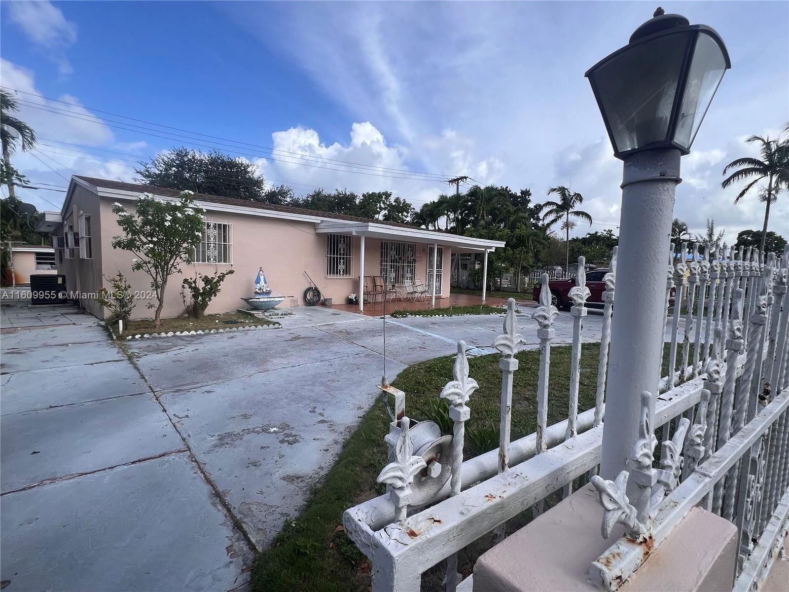 Real estate property located at 1440 71st Ave, Broward County, BOULEVARD HEIGHTS SEC 4, Hollywood, FL
