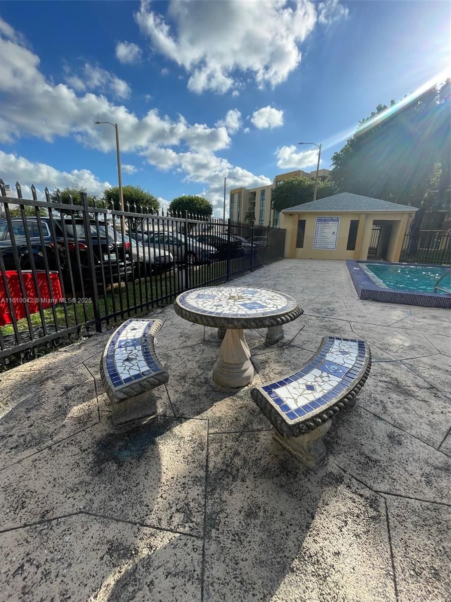 Real estate property located at 11800 18th St #131-4, Miami-dade, International Park Condo, Miami, FL