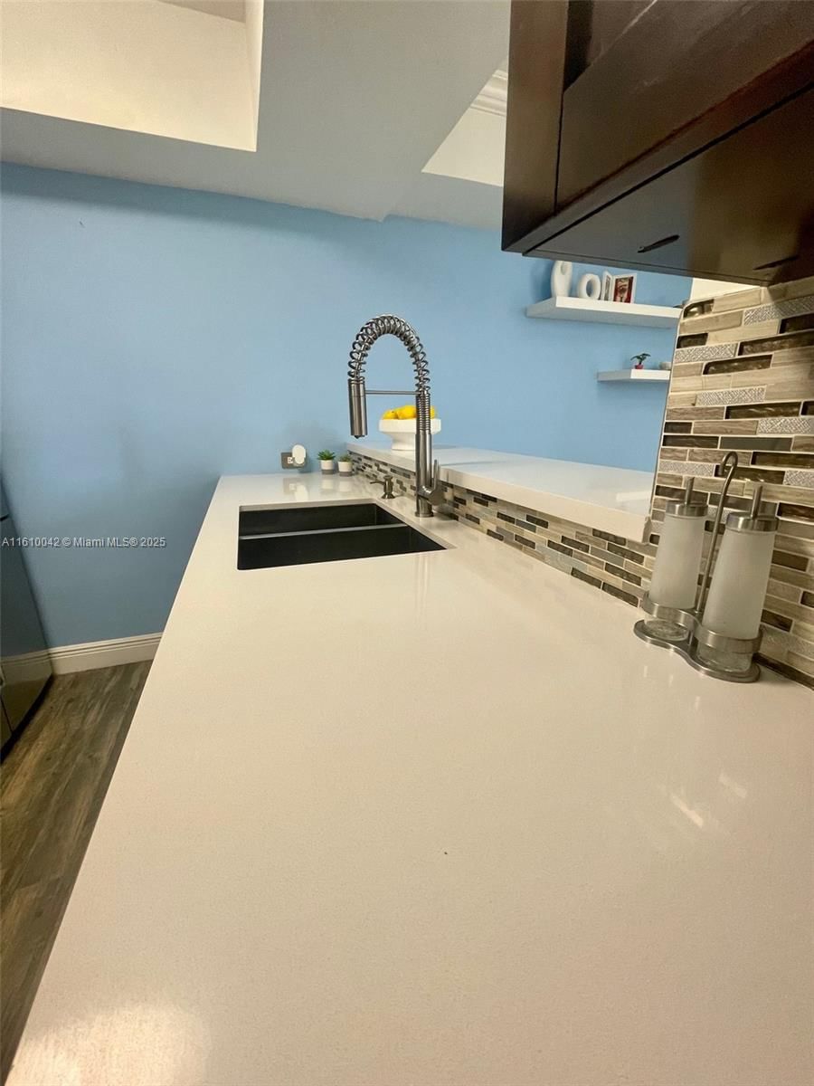 Real estate property located at 11800 18th St #131-4, Miami-dade, International Park Condo, Miami, FL